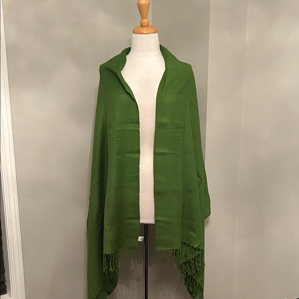 Elegant Green Shawl Wrap